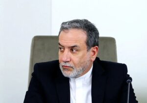 عراقچی: برای جنگ و مذاکره آماده‌ایم؛ مذاکره با دیکته تفاوت دارد