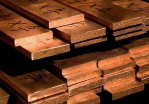 فشار فروش در بازار جهانی مس؛ تردید سرمایه گذاران، تعطیلات چین و تقاضای ضعیف