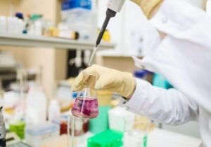 تعیین تکلیف وضعیت آموزش دانشکده های داروسازی