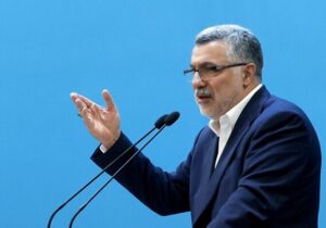 تقدیر وزیر بهداشت از ایستادگی کارکنان صنعت دارو