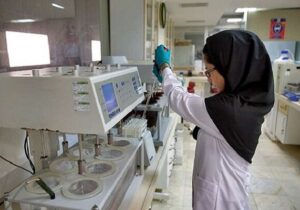 صنعت داروسازی ایران در تحریم‌ها و جنگ واکسینه شده است