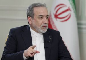 عراقچی:  وضعیت موجود در تنگه هرمز نتیجه مستقیم قانون‌شکنی آمریکا است