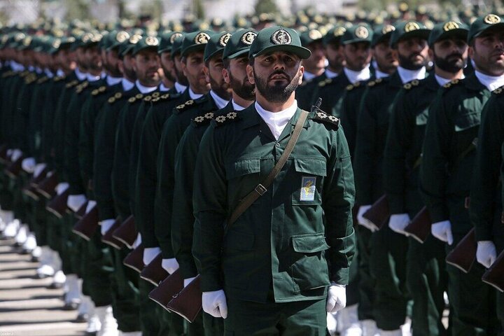 فراجا: سپاه پاسداران شجره‌ای طیبه‌ای که در جان ملت ریشه دوانیده است