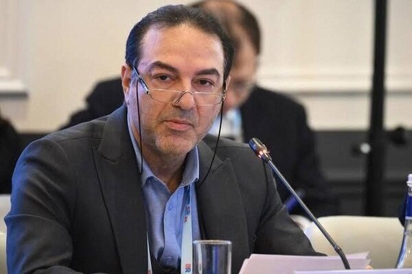 رئیسی: کنار هر مدرسهای یک دکه سیگار فروشی وجود دارد