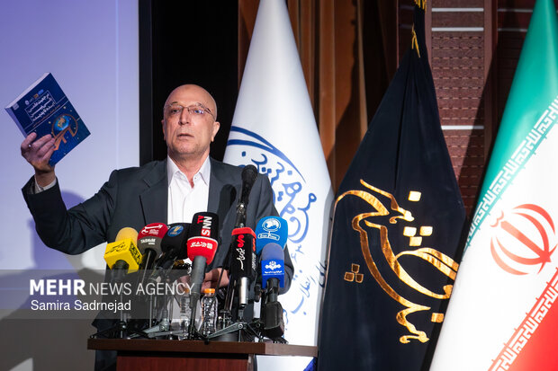 زلفیگل: شهید رئیسی منافع ملی را بر همه ملاحظات ترجیح میداد