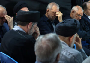 حضور پزشکیان در مراسم بزرگداشت شهید خطیب