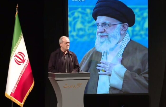 پزشکیان: دشمن تسلیم شدن ما را باید در خواب ببیند