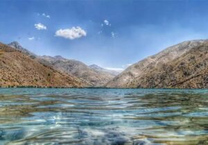 گردشگری بی‌ضابطه زخمی بر پیکر نگین آبی زاگرس