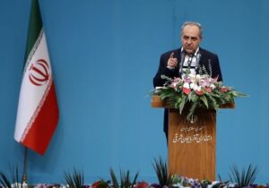 استاندار آذربایجان شرقی:
                روند اجرای قطعه سوم آزادراه تبریز-ارومیه شتاب گرفته است