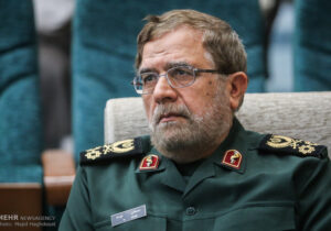 سرلشکر ایزدی: برای دفاع از تنگه هرمز آمادگی کامل داریم