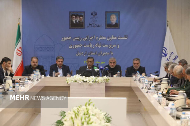 مصوبات شورای عالی امنیت ملی بدون اذن و امضای رهبری قانونی نیست مصوبات شورای عالی امنیت ملی بدون اذن و امضای رهبری قانونی نیست