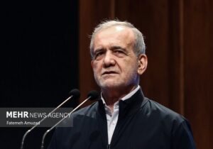 پزشکیان: علم و دانش باید گرهی از مشکلات مردم باز کند